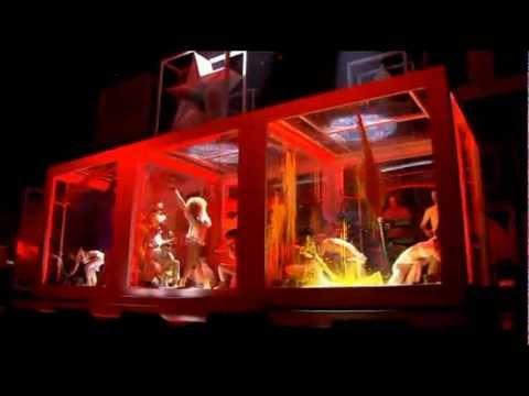 Rihanna - We Found Love (MESS) Live