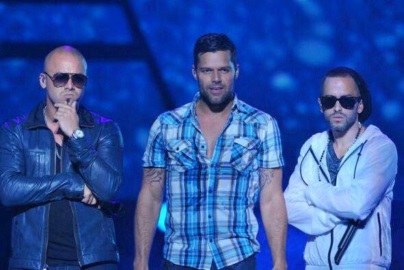 Frío Feat. Wisín & Yandel (Official)