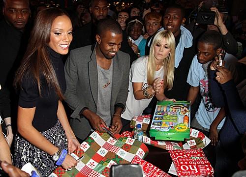 Christmas In Harlem Ft. Cyhi Da Prince & Teyana Taylor